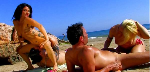  Sex Party on the beach